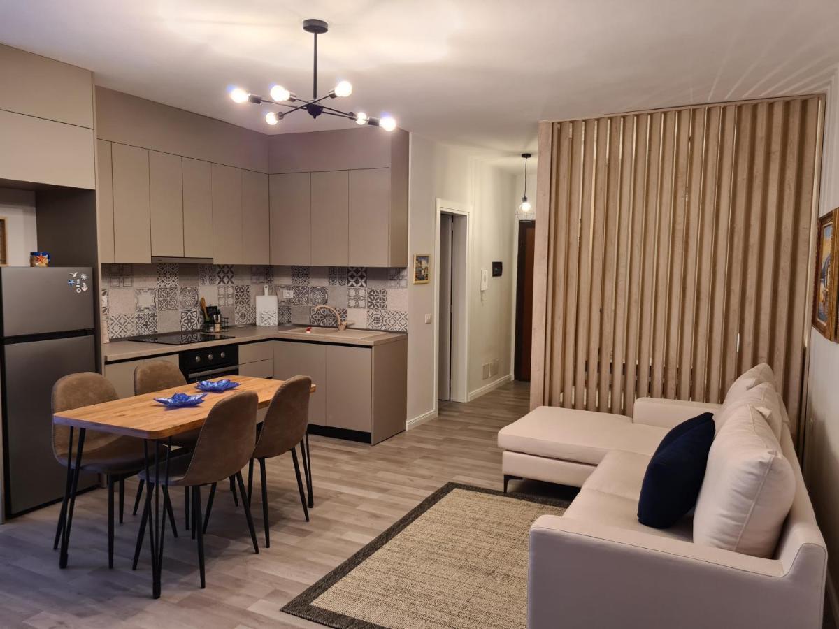 Old Beach Apartment Vlora المظهر الخارجي الصورة